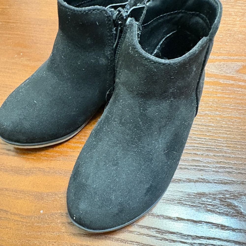 Cat & Jack Kids Black Suede Boots